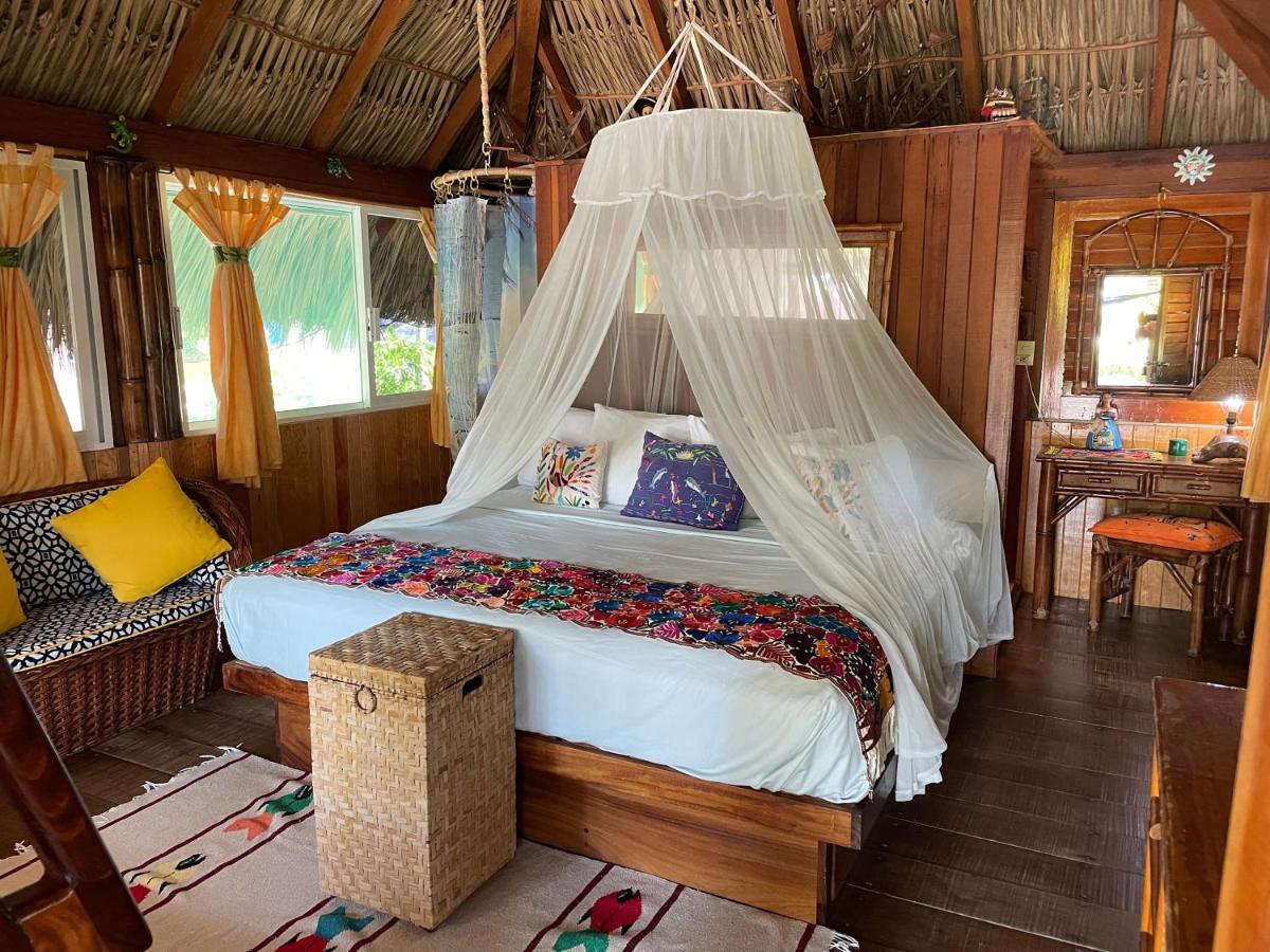 Bungalows Tree Tops - Adults Only Zihuatanejo Luaran gambar